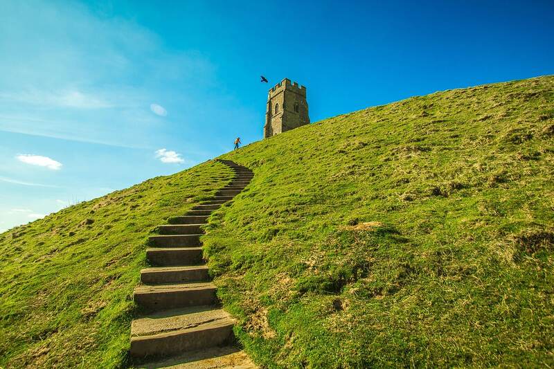 The Best Energetic Places to Live and Their Special Frequencies 4 best energetic places to live_glastonbury
