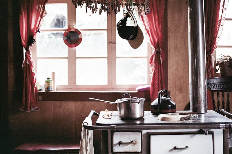 off-grid living_kitchen